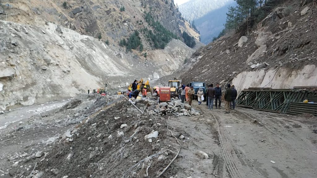 चमोली आपदा में “मानव गतिविधि न होने” का दावा गलत: विशेषज्ञ