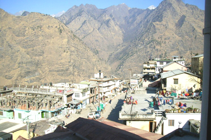 ख़तरे में हिमालय का ऐतिहासिक शहर जोशीमठ