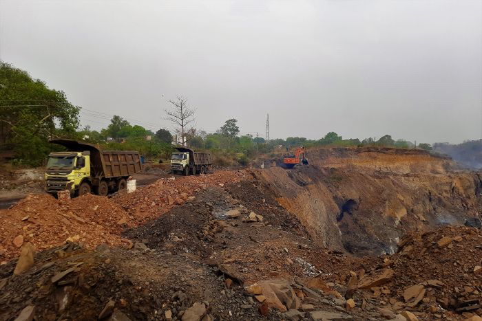 क्या भविष्य की नौकरियों के लिए तैयार हैं कोयला समृद्ध क्षेत्रों के युवा