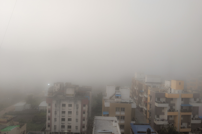 दिल्लीवासियों के लगभग 12 साल खा रहा है वायु प्रदूषण: रिपोर्ट