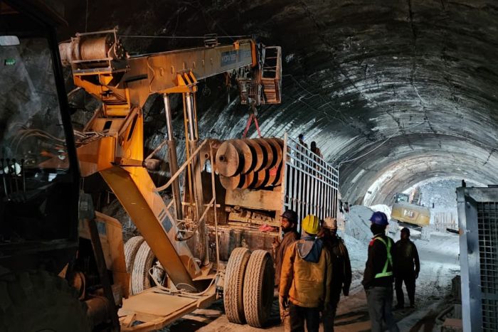 उत्तरकाशी हादसा: हिमालय की ‘अस्थिर’ पहाड़ियों में बदलना होगा सुरंग बनाने का तरीका