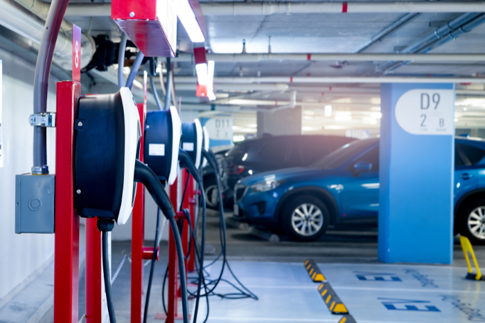 वैश्विक मंदी के बावजूद भारत में बढ़ रही इलेक्ट्रिक वाहनों की बिक्री