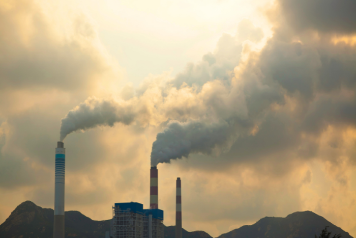 औद्योगिक प्रदूषण: सरकार ने दिया ‘विश्वास-आधारित’ नियमों का प्रस्ताव, विशेषज्ञ चिंतित