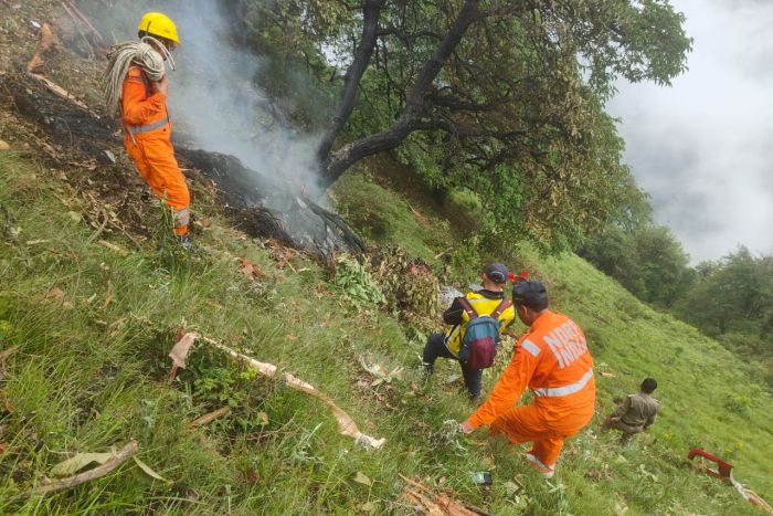 केदारनाथ घाटी में हेलीकॉप्टर गिरने से 7 मरे, डेढ़ महीने में पांचवीं दुर्घटना