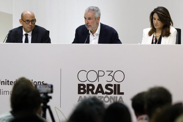 कॉप30 में मिलीजुली सफलता: अनुकूलन के लिए तिगुना फंड लेकिन डर्टी फ्यूल हटाने पर सहमति नहीं