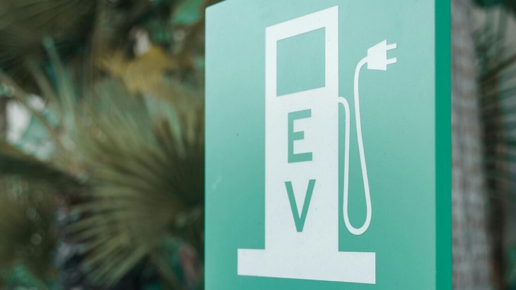 ईवी और सोलर बैटरियों से चांदी के दामों में उछाल